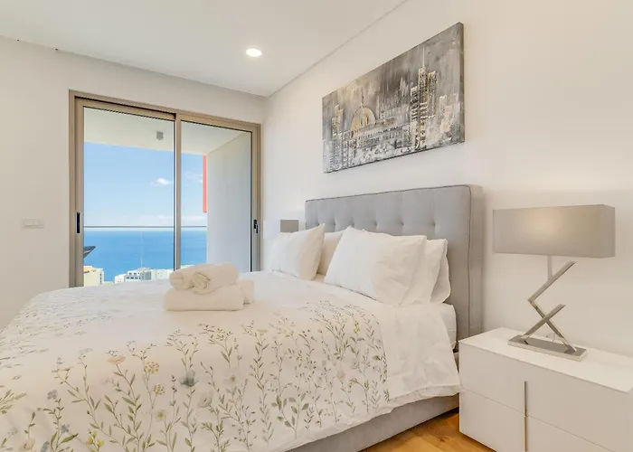 Luxury Laura By Madeira Apartment *